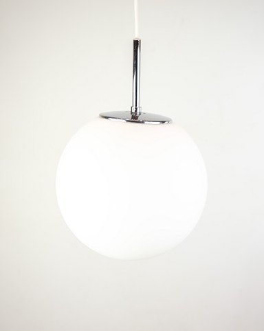 Pendel - Loftlampe - Matteret Glas - Kugleform - Skandinavisk Design
Flot stand
