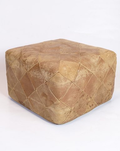 Vintage Læderpuf - Naturlæder - Naturlig Patina - Håndsyet - Kvadratisk - 
1970erne

