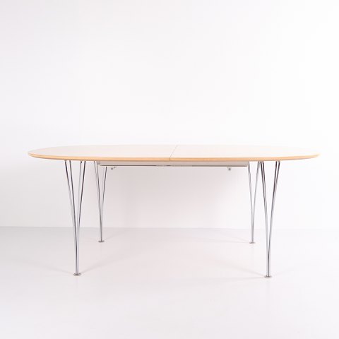 Table de salle à manger – Super Ellipse – Hêtre – Piet Hein & Bruno Mathsson – Fritz Hansen – 2001