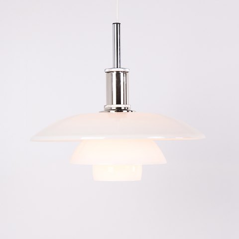 Suspension PH 4½-4 en Verre Opalin Blanc et Chrome, Poul Henningsen pour Louis Poulsen