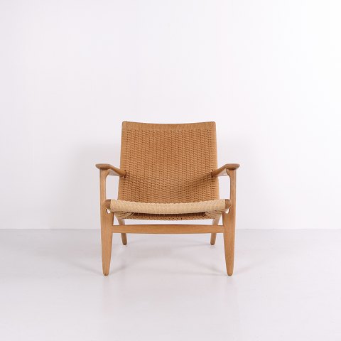 Fauteuil CH25 en Chêne Massif Patiné et Corde de Papier par Hans J. Wegner