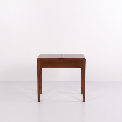 Table à Couture en Acajou avec Compartiment de Rangement des Années 1940