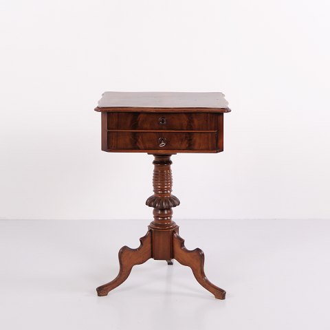 Table Piédestal en Acajou Poli à la Main des Années 1860