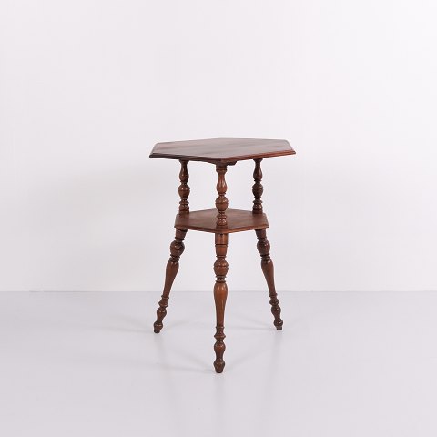 Table d