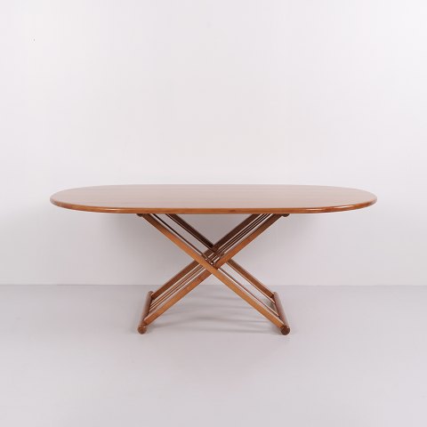 Table basse Safari d’Andreas Hansen en bois massif clair pour Haslev Møbelsnedkeri