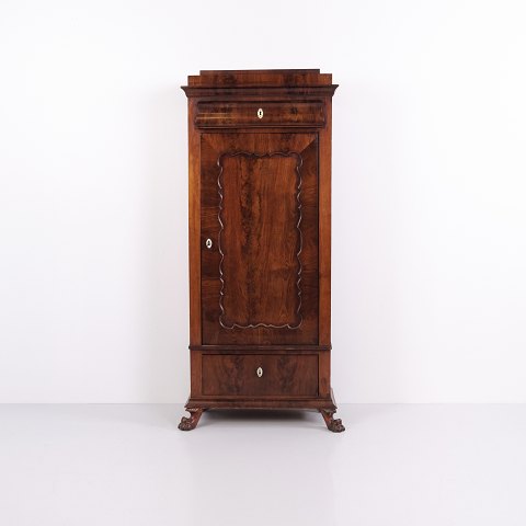 Meuble à Argenterie Ancien en Acajou Poli à la Main avec Pieds de Lion, Années 1860