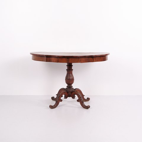 Guéridon / Table de Service Ancien en Acajou avec Sculptures du XIXe Siècle