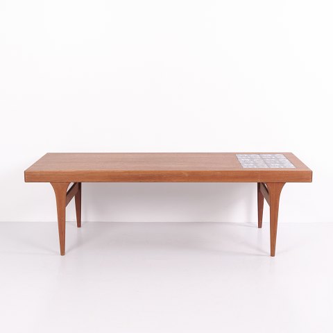 Table Basse Johannes Andersen en Teck avec Carreaux de Céramique Intégrés Design Danois des Années 1960