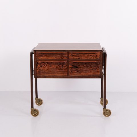 Petite Commode / Table à Couture Autoportante en Palissandre et Laiton Attribuée à Arne Vodder Années 1950