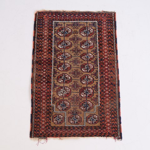 Tapis Oriental Inspiré Bokhara avec Motif Tekke dans des Tons Rouges et Beige 120 x 76 cm