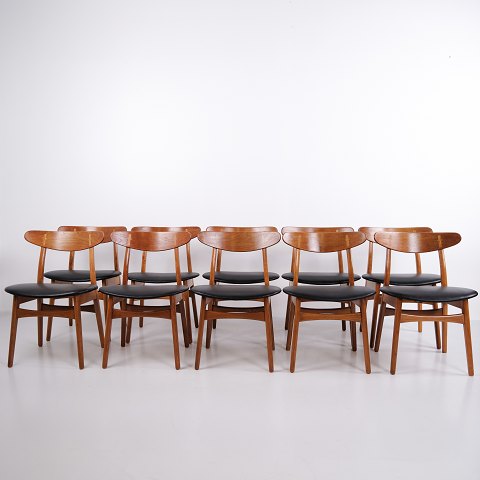 Ensemble de 10 Chaises CH30 Hans J. Wegner pour Carl Hansen & Søn Années 1950–60