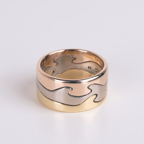 Bague Fusion Georg Jensen en or 18 carats, composée d’or rouge, d’or blanc et d’or rose.