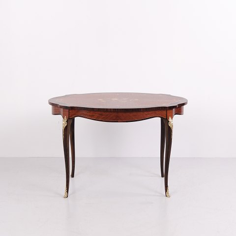 Table de Salon / Table d’Appoint en Acajou avec Marqueterie et Ornements en Bronze Années 1920