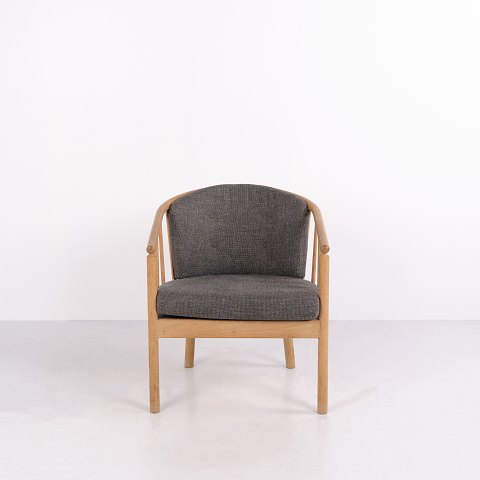 Fauteuil Finn Østergaard Bella en Bois Clair et Laine Grise Stouby