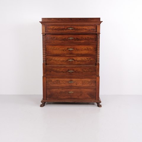 Haute Commode Ancienne en Acajou à Sept Tiroirs XIXe Siècle