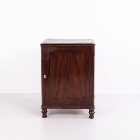 Petit Meuble Ancien en Acajou avec Porte Panneautée XIXe Siècle