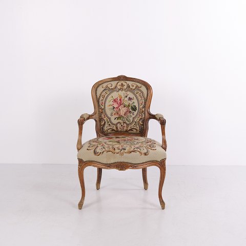 Fauteuil Ancien de Style Louis XV avec Tapisserie Florale vers 1880–1910