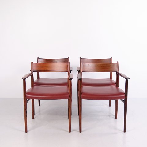 Ensemble de Quatre Fauteuils Arne Vodder Modèle 418 B en Palissandre et Cuir Bordeaux Sibast Années 1960
