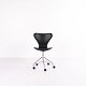Seven Office chair - Model 3117 - Black leather - Swivel function - Arne 
Jacobsen - Fritz Hansen
Excellent condition

